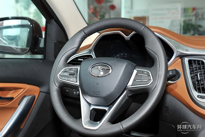 2015款 1.5T 手動豪華型