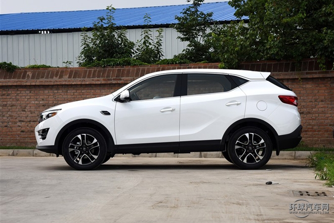 2015款 1.5T 手動精英型