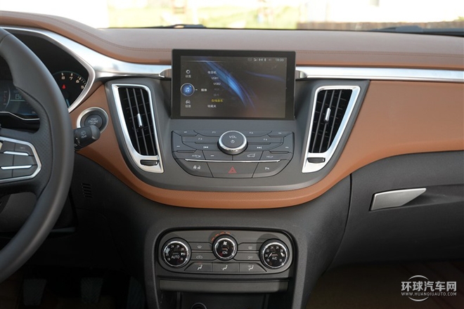 2015款 1.5T 手動尊貴型