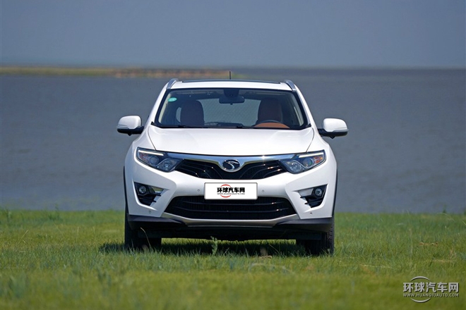 2015款 1.5T 手動尊貴型