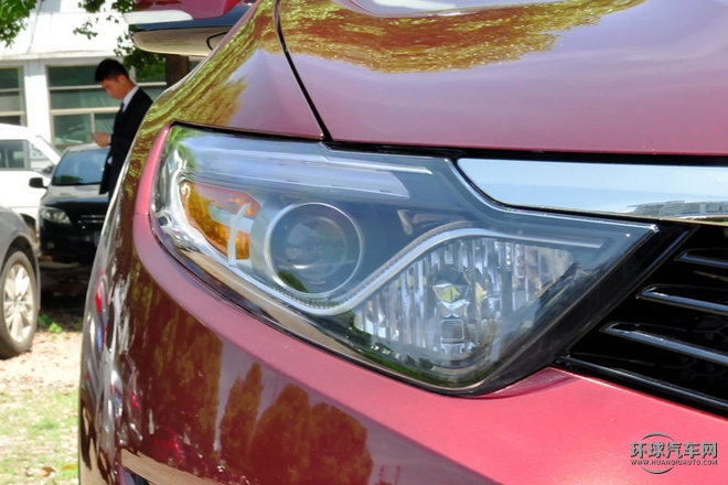 2015款 1.5T 自動豪華型