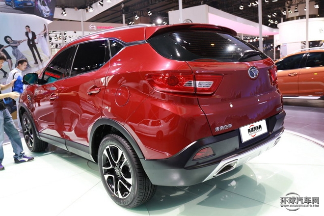 2015款 1.5T 自動精英型