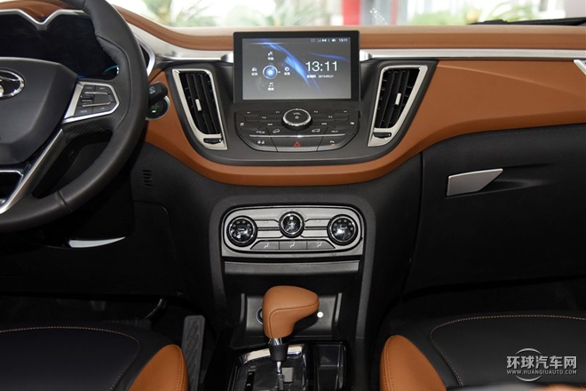 2015款 1.5T 自動(dòng)尊貴型