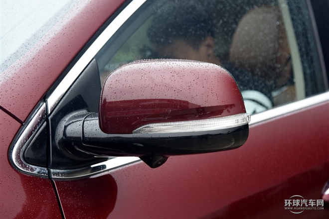 2015款 1.5T 自動尊貴型