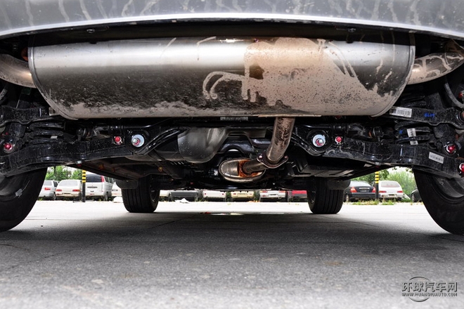 2015款 2.0T 手動運動豪華型