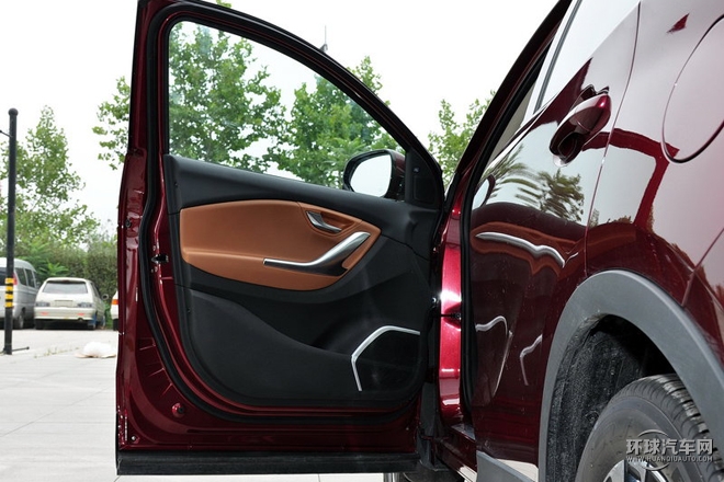 2015款 2.0T 手動運(yùn)動豪華型