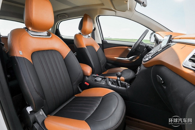 2015款 2.0T 手動(dòng)運(yùn)動(dòng)旗艦型