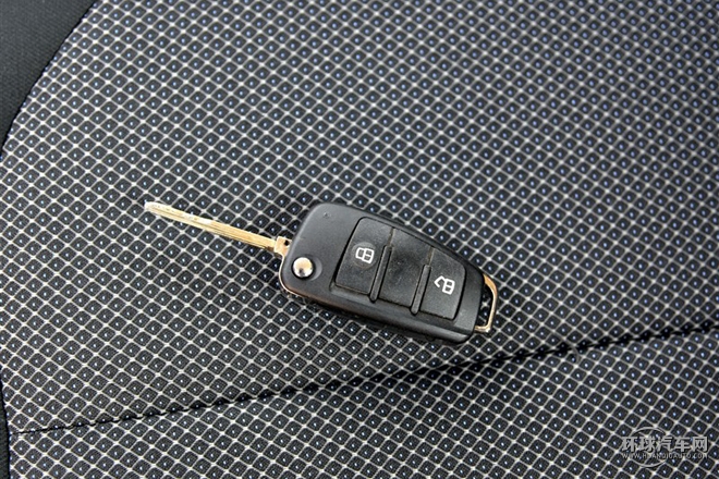 2015款 2.0L 豪華型