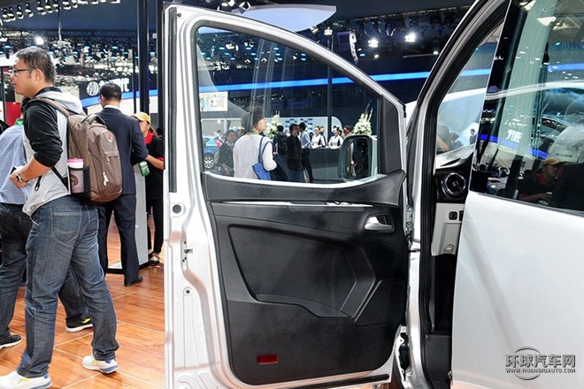 2015款 2.0L 豪華型