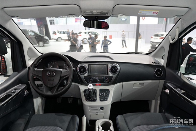 2015款 2.0L 豪華型