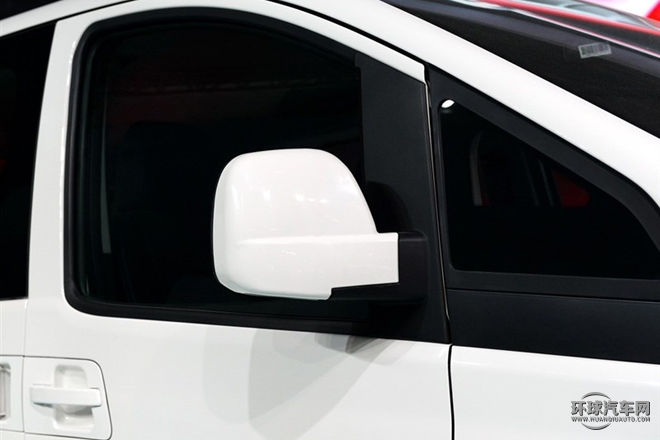 2015款 2.0L 豪華型