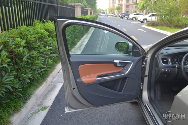 2015款2.0T手自一體T5智越版