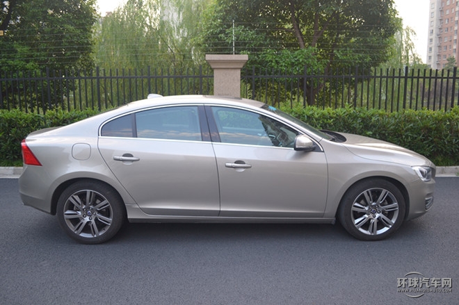 2015款2.0T手自一體T5智越版