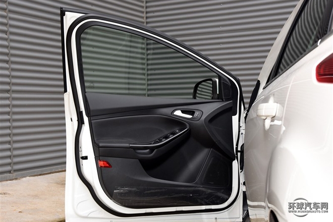 2015款 兩廂 1.5L GTDi 自動精英型