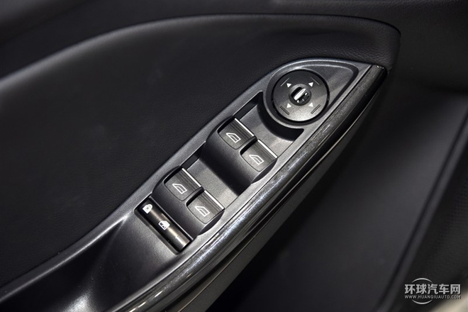 2015款 兩廂 1.6L 自動風尚型