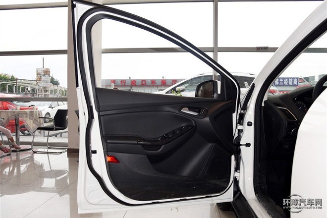 2015款 兩廂 1.6L 自動風尚型