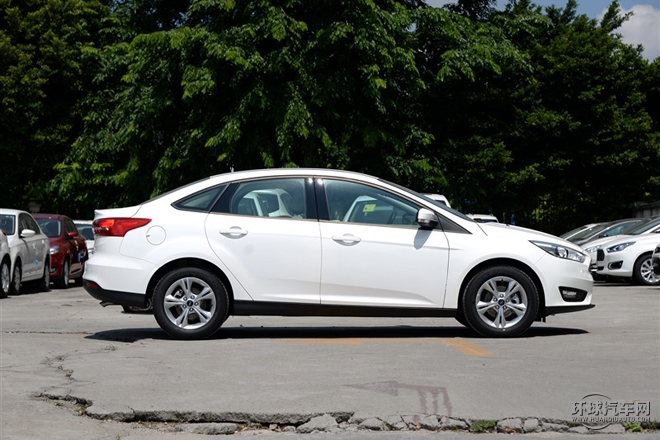 2015款 兩廂 1.6L 自動風尚型