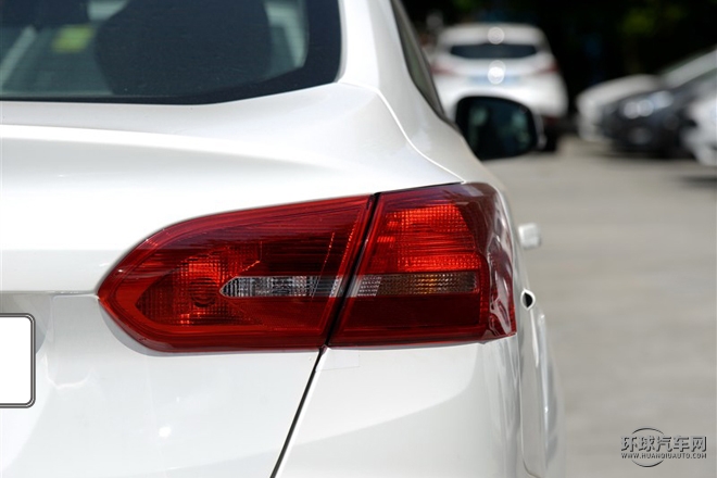 2015款 兩廂 1.6L 自動舒適型