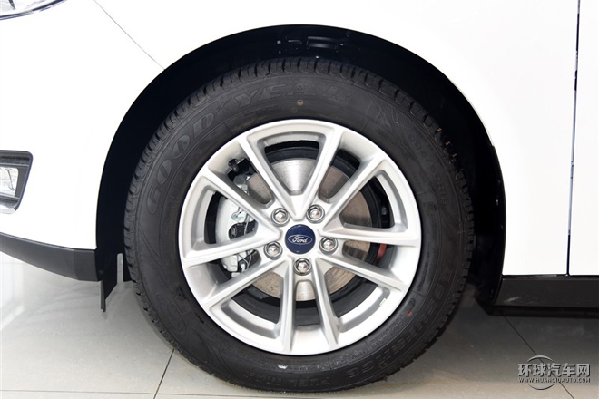 2015款 三廂 1.6L 自動風(fēng)尚型