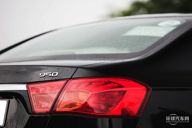 2015款 1.8T 豪華版