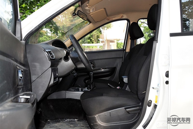 2015款 1.2L 紀(jì)念版 標(biāo)準(zhǔn)型