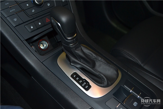 2015款 1.5TGI TST豪華版