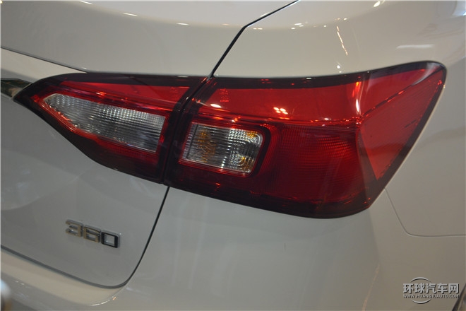 榮威360T 1.5T 自動豪華版