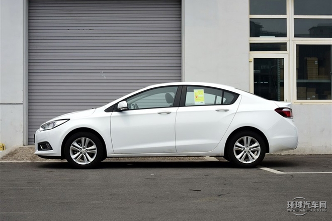 2016款 1.4T 自動(dòng)兩驅(qū)豪華型