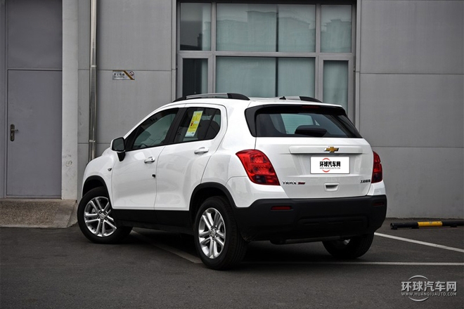 2016款 1.5L 自動(dòng)時(shí)尚天窗版