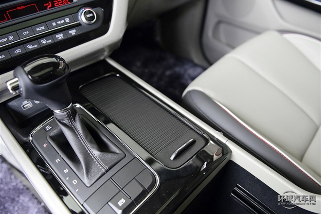 2015款 3.3GDI 舒適版