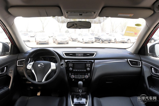 2015款 2.0L CVT舒適MAX版 2WD