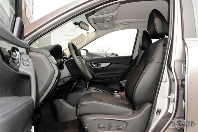 2015款 2.5L CVT領先MAX版 4WD