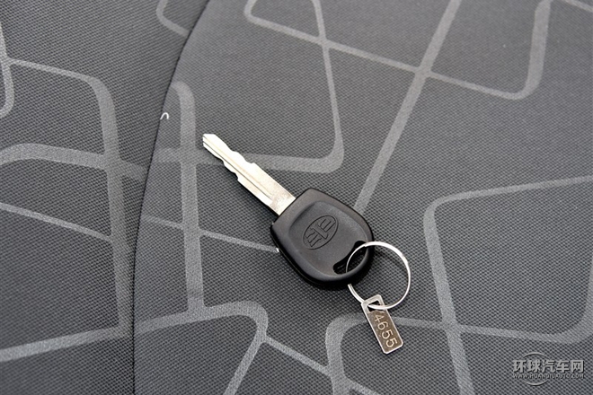 2015款 1.5L 自動精英型