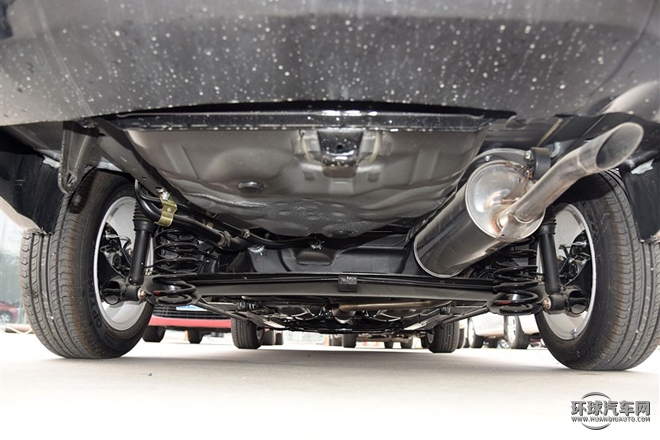 2015款 1.5L 自動進取型