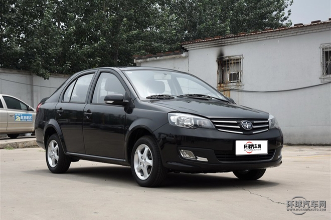 2015款 1.5L 自動進取型