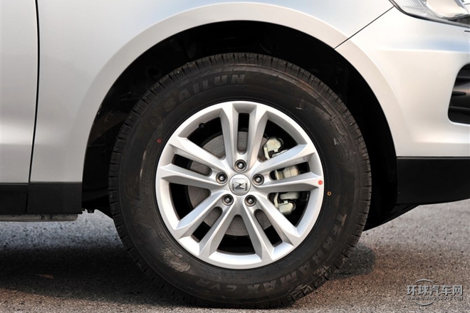 2015款 1.5T 手動豪華型