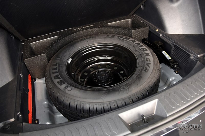 2015款 1.5T 手動旗艦型