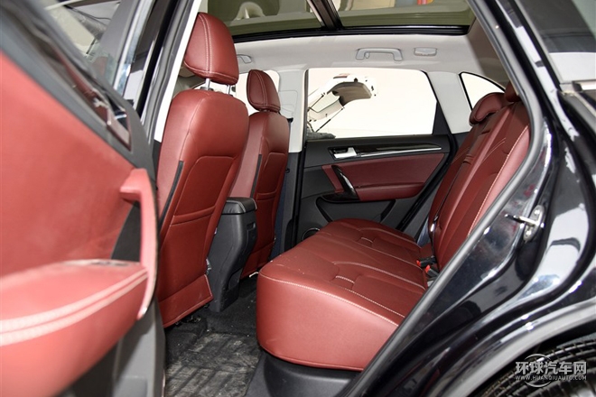 2015款 1.5T 手動旗艦型