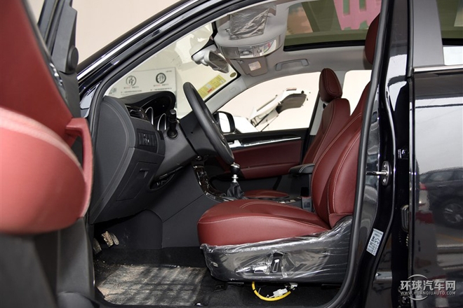 2015款 1.5T 手動旗艦型