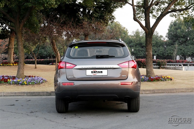 2015款 1.5T 手動尊貴型