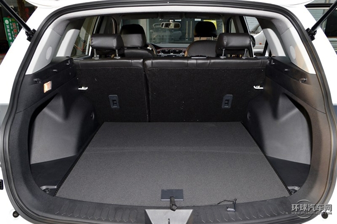 2015款 2.0T 手動尊貴型