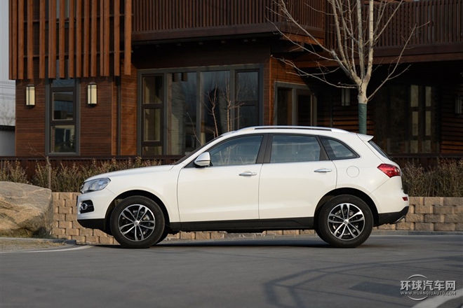 2015款 2.0T 自動豪華型