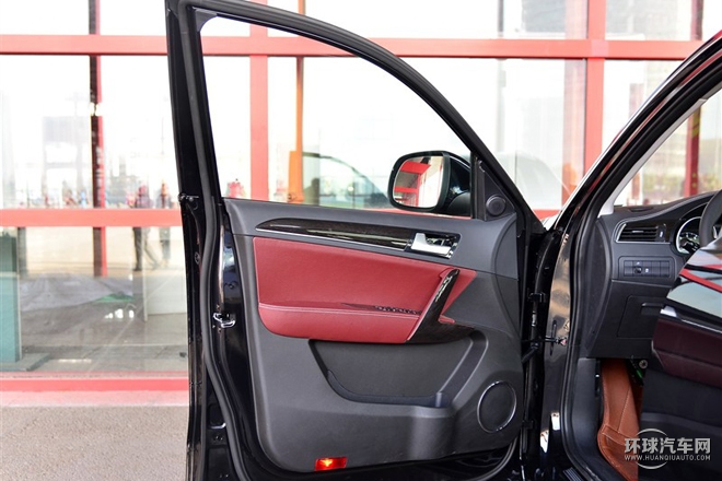 2015款 2.0T 自動旗艦型