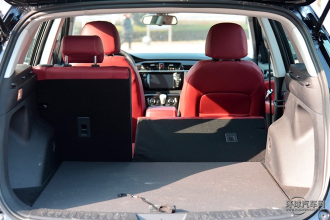 2015款 2.0T 自動(dòng)旗艦型