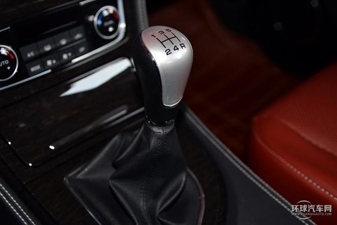 2015款 2.0T 自動旗艦型