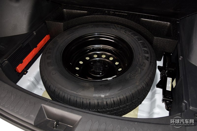 2015款 2.0T 自動尊貴型