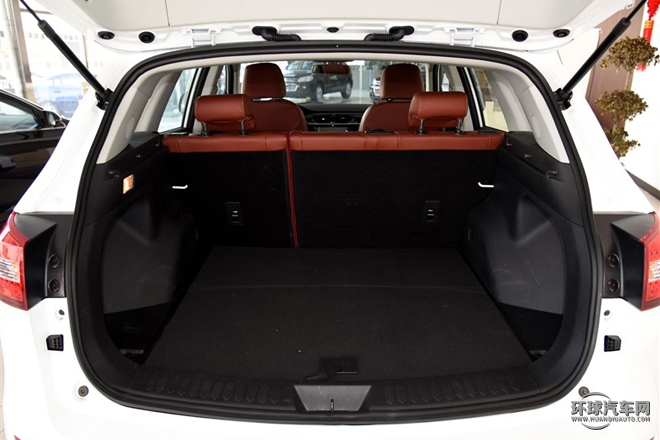 2015款 2.0T 自動尊貴型