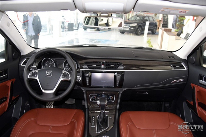 2015款 2.0T 自動(dòng)尊貴型