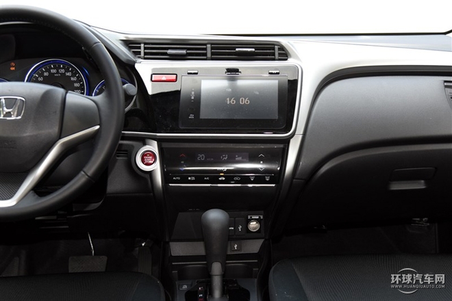 2015款 1.5L CVT豪華版