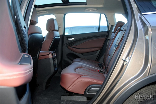 2016款 28T 四驅豪華型